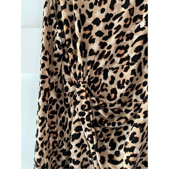 New Zenana leopard print tank with twist - Picture 7 of 12